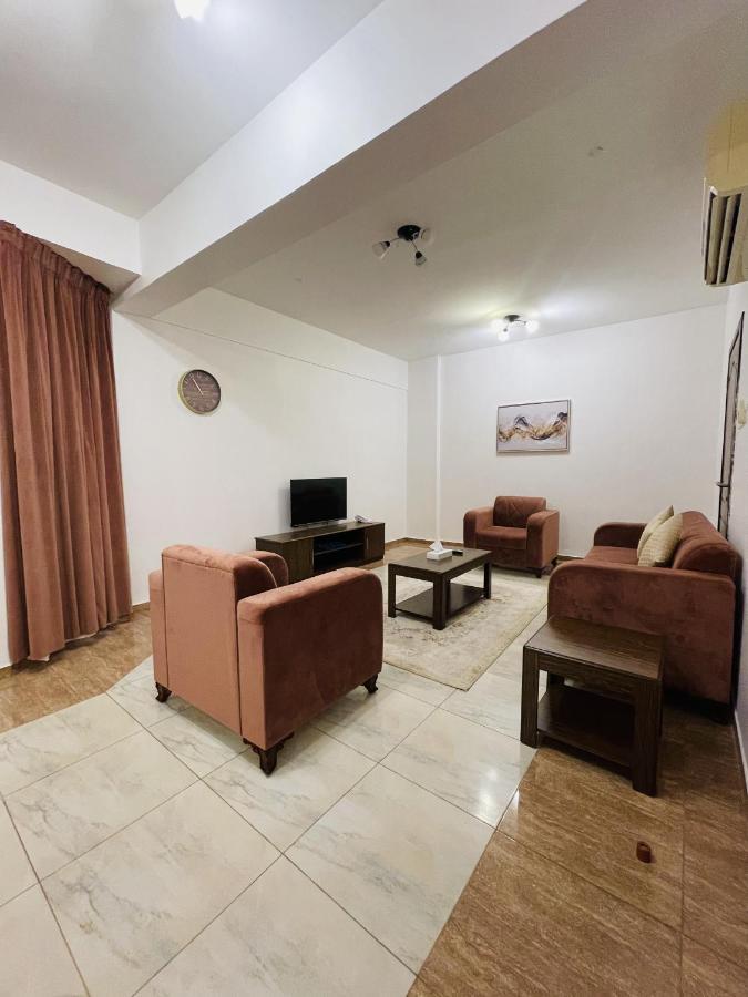 Husin Al Khaleej Hotel Apartment Сиб Екстериор снимка
