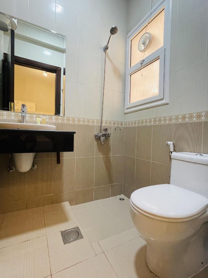 Husin Al Khaleej Hotel Apartment Сиб Екстериор снимка