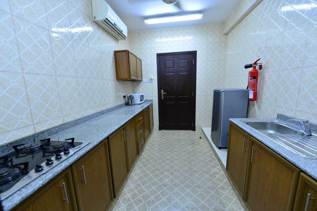 Husin Al Khaleej Hotel Apartment Сиб Екстериор снимка